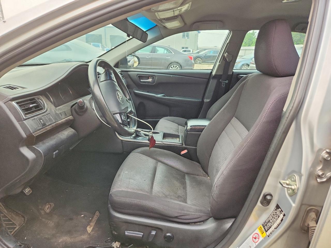 2016 Toyota Camry Le - Фото 7