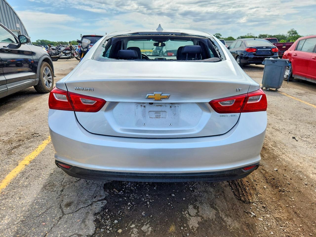 2017 Chevrolet Malibu Lt - Фото 6