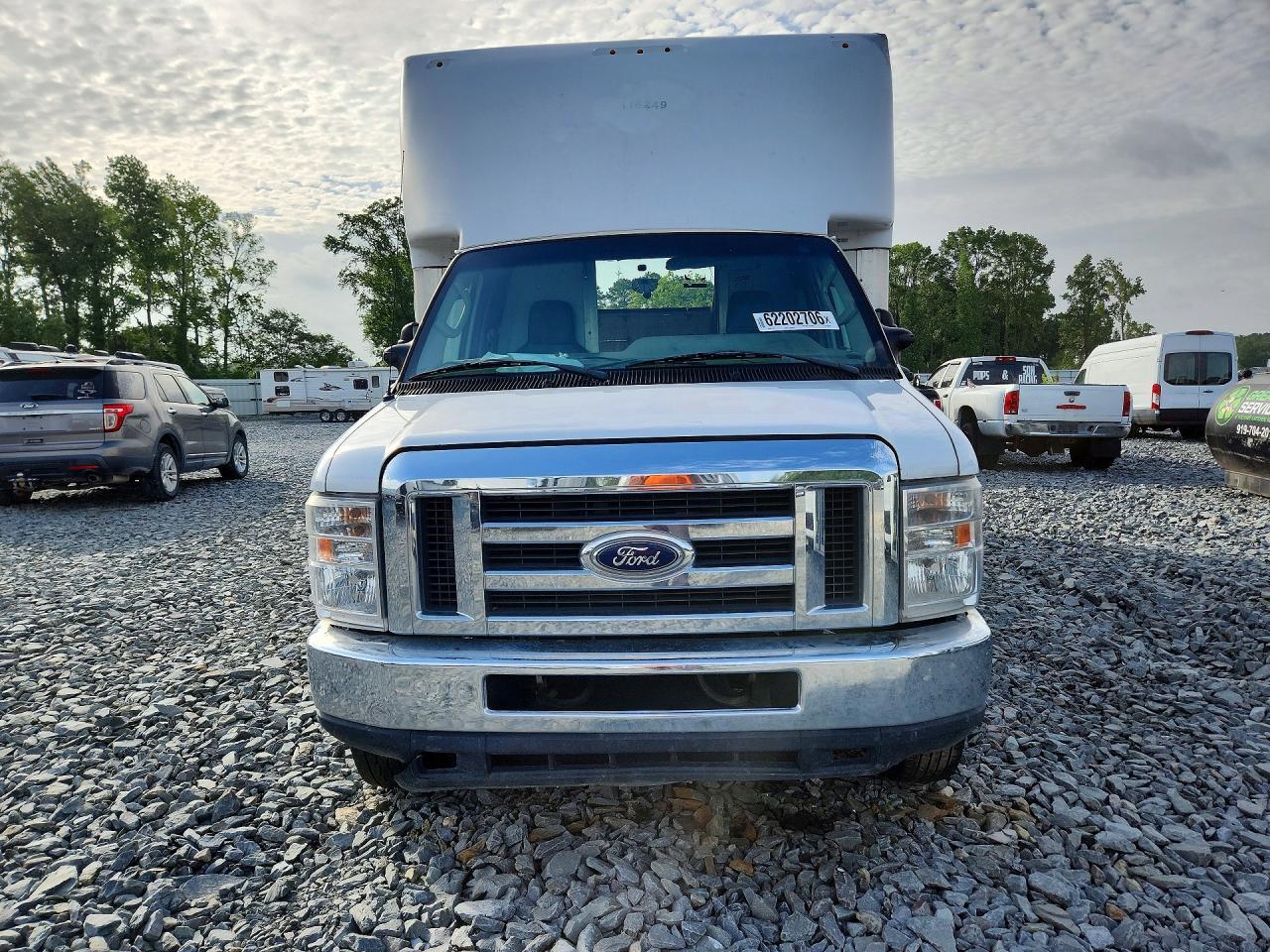 2019 Ford Econoline E350 Super Duty Van - Image 5