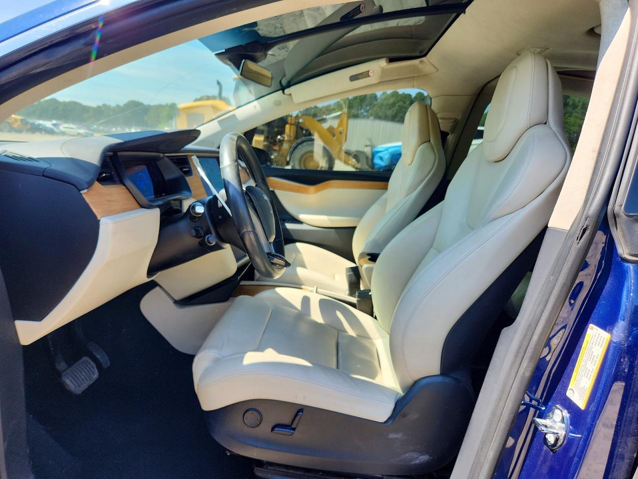 2019 Tesla Model X - Image 7
