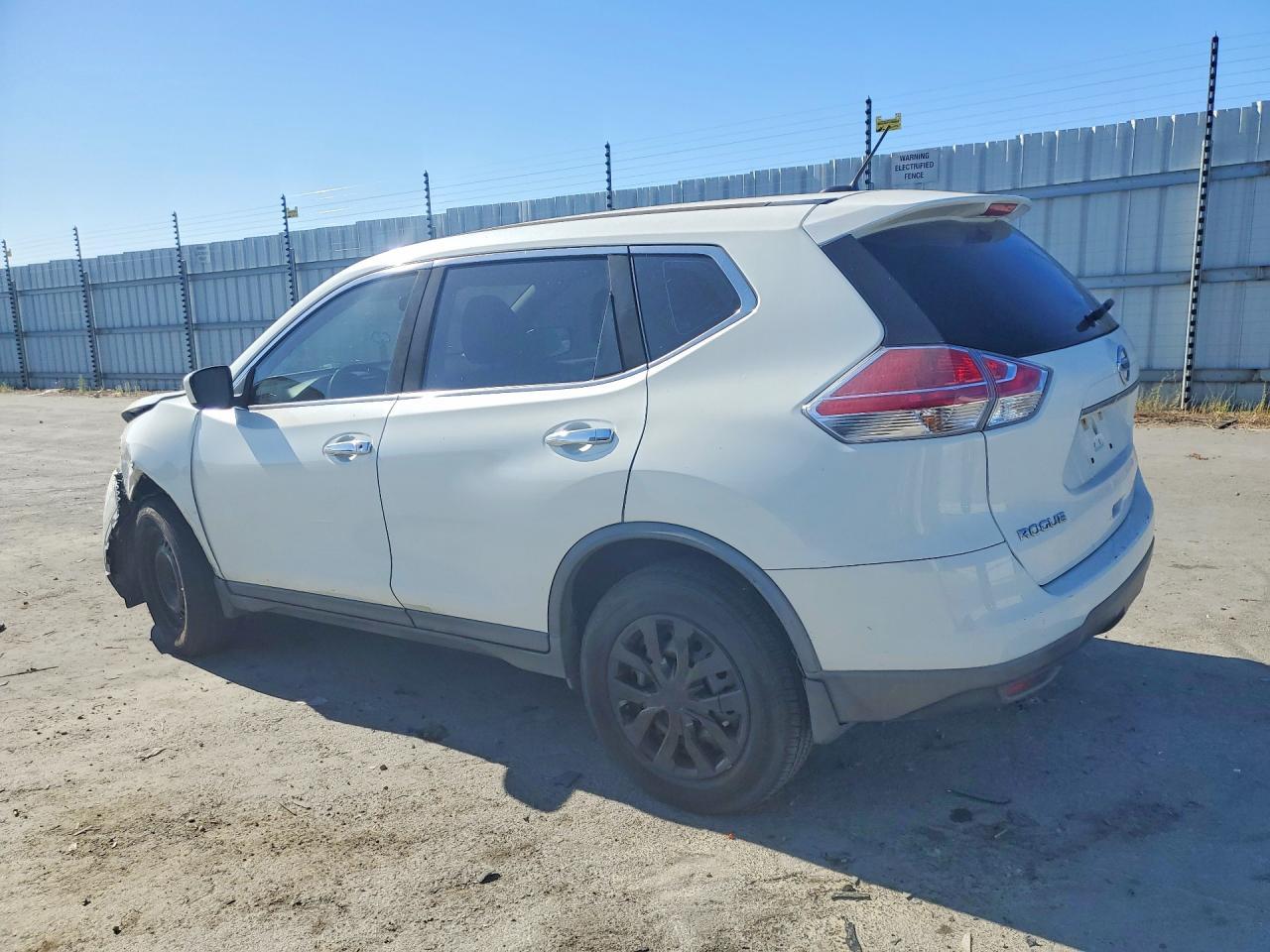 2016 Nissan Rogue S - Фото 2