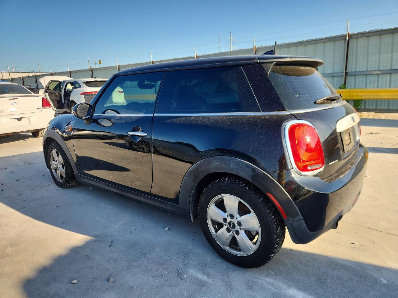 2014 Mini Cooper - Image 2