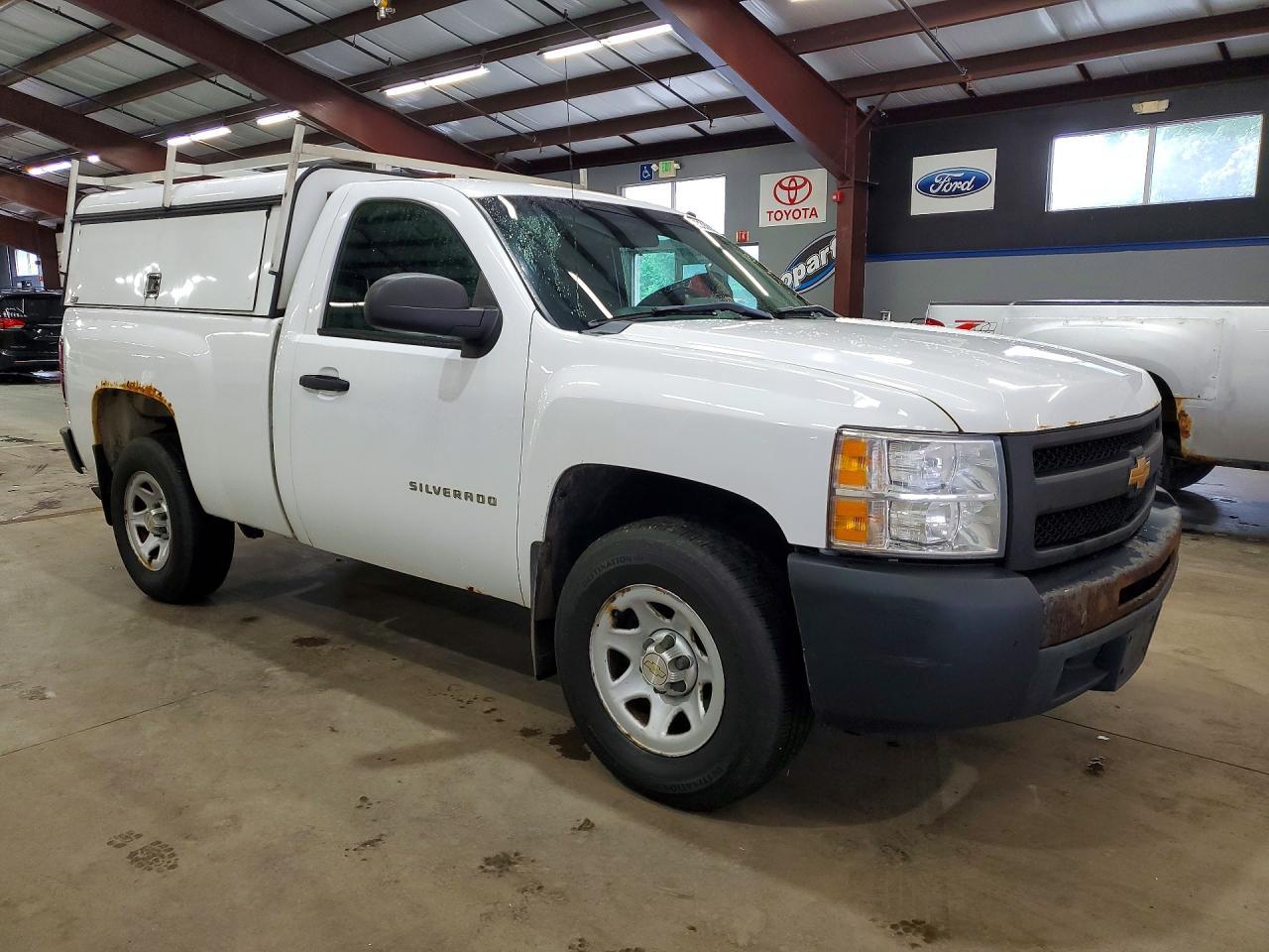 2013 Chevrolet Silverado C1500 - Image 4