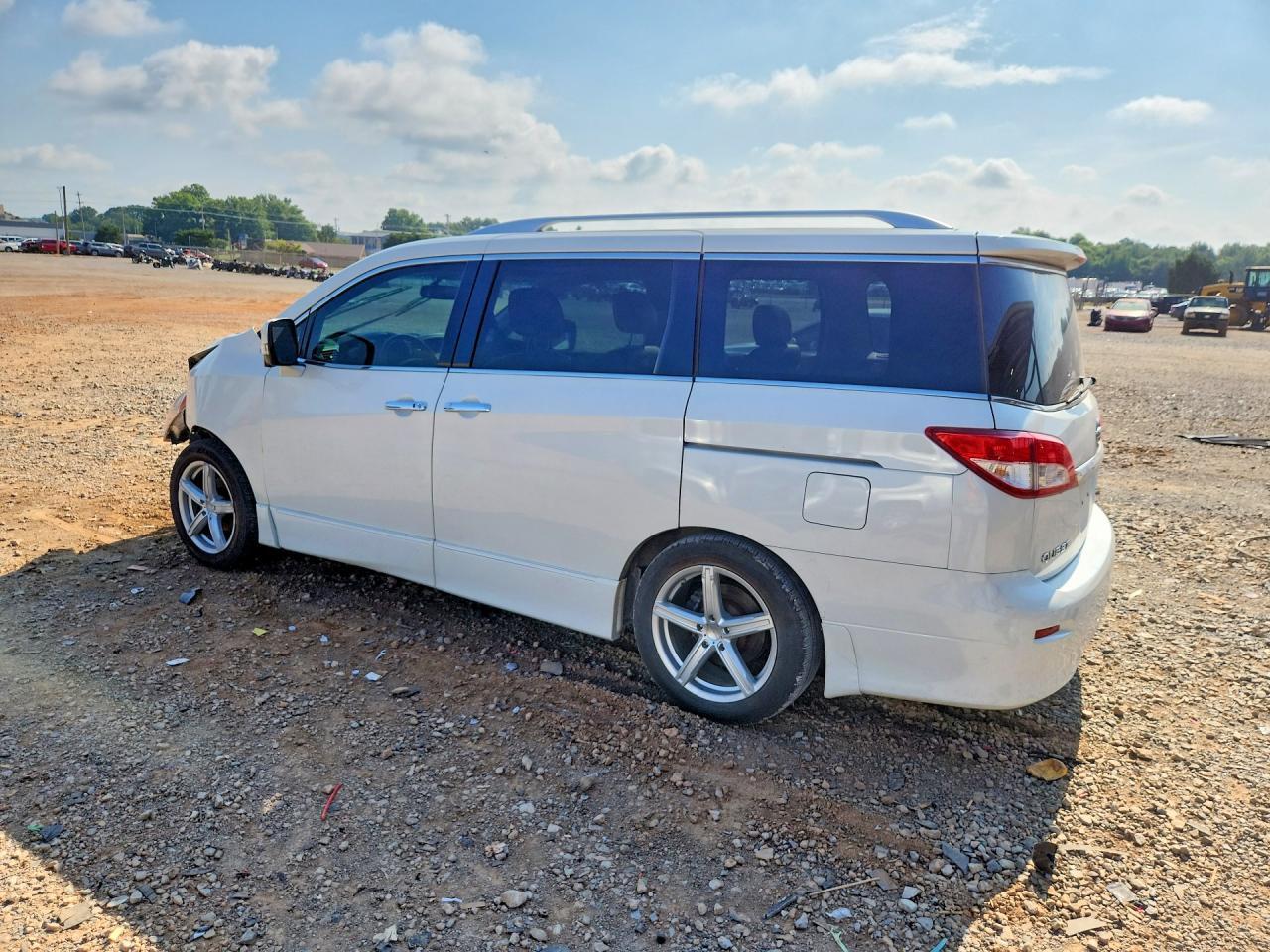 2013 Nissan Quest 3.5 S - Фото 2