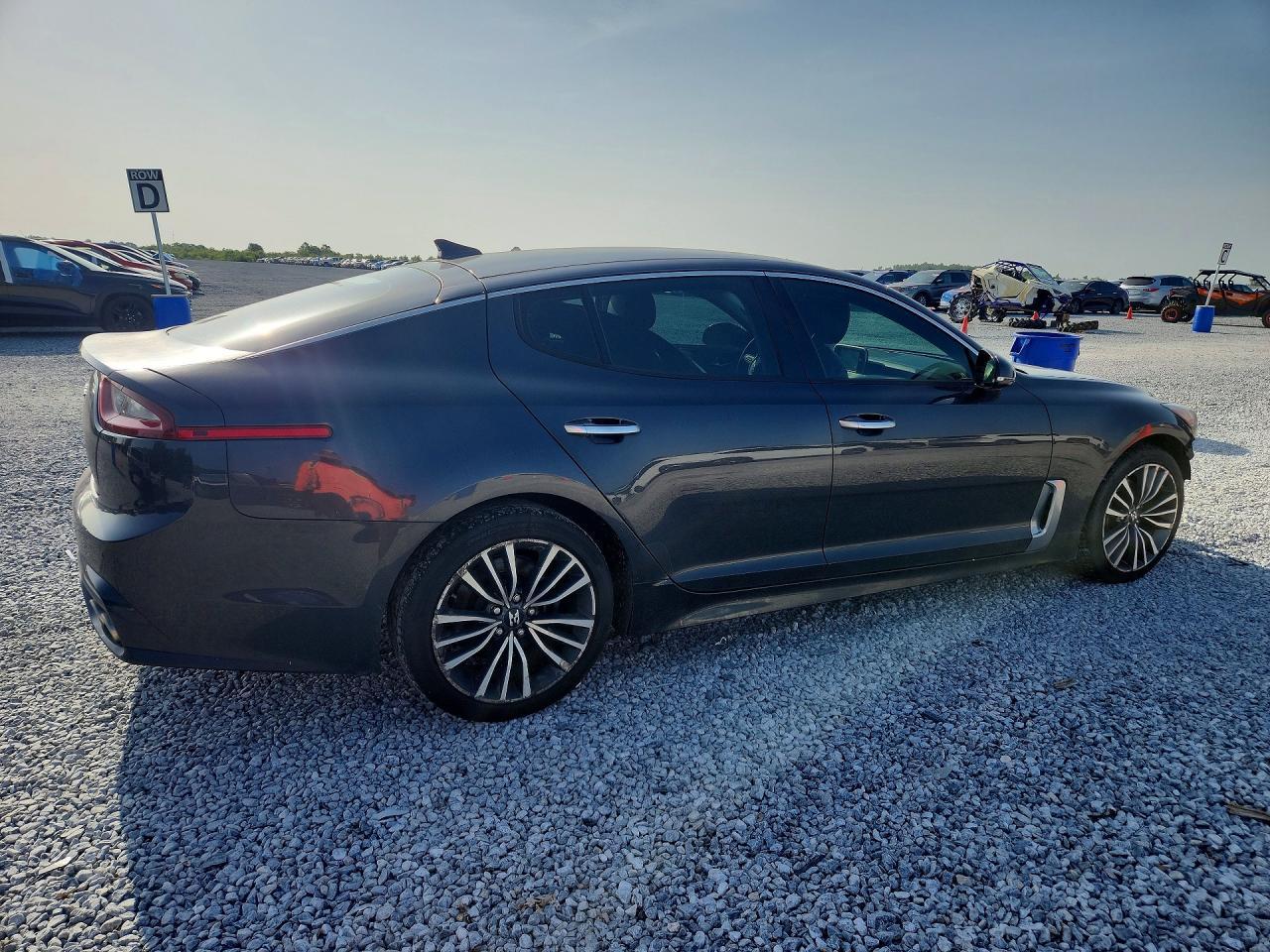 2019 Kia Stinger Base - Фото 3