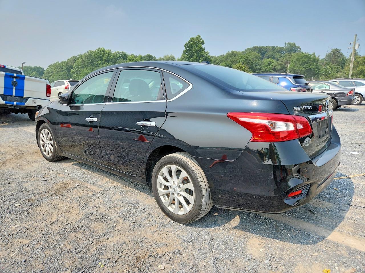 2019 Nissan Sentra Sv - Image 2