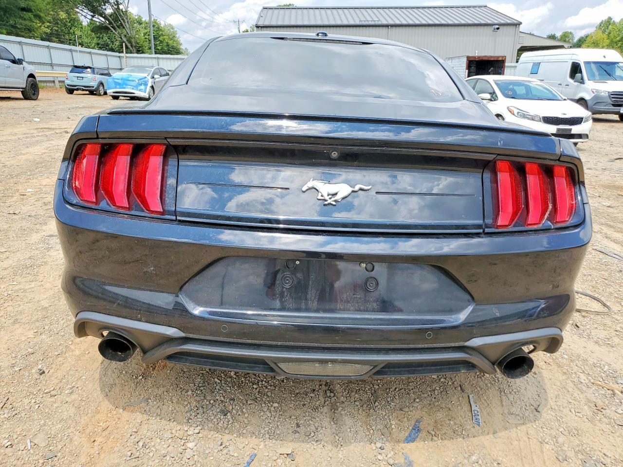 2019 Ford Mustang - Image 6