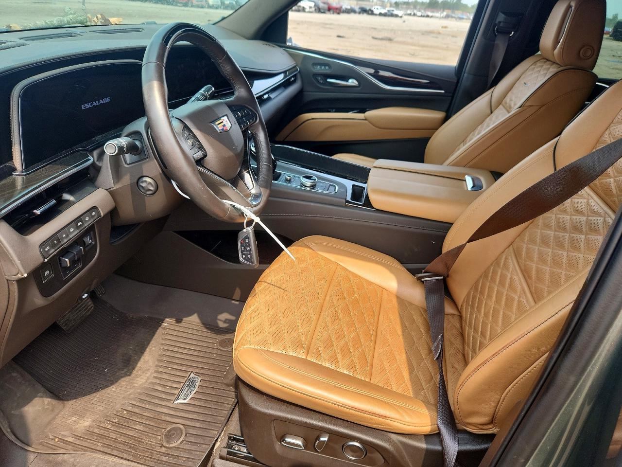 2023 Cadillac Escalade Premium Luxury - Image 7