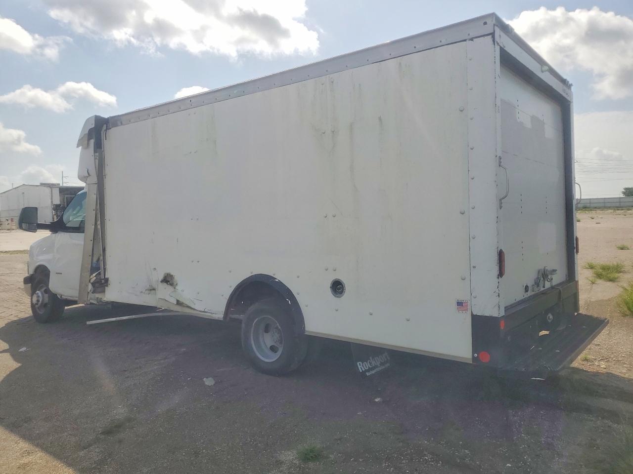 2022 Chevrolet Express G3500 - Image 2