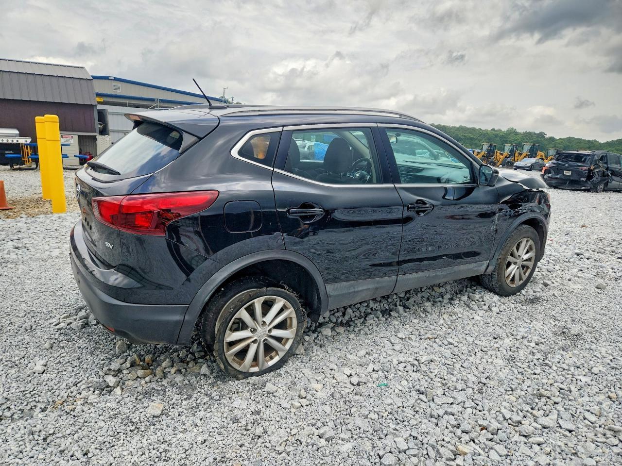 2018 Nissan Rogue Sport Sv - Фото 3