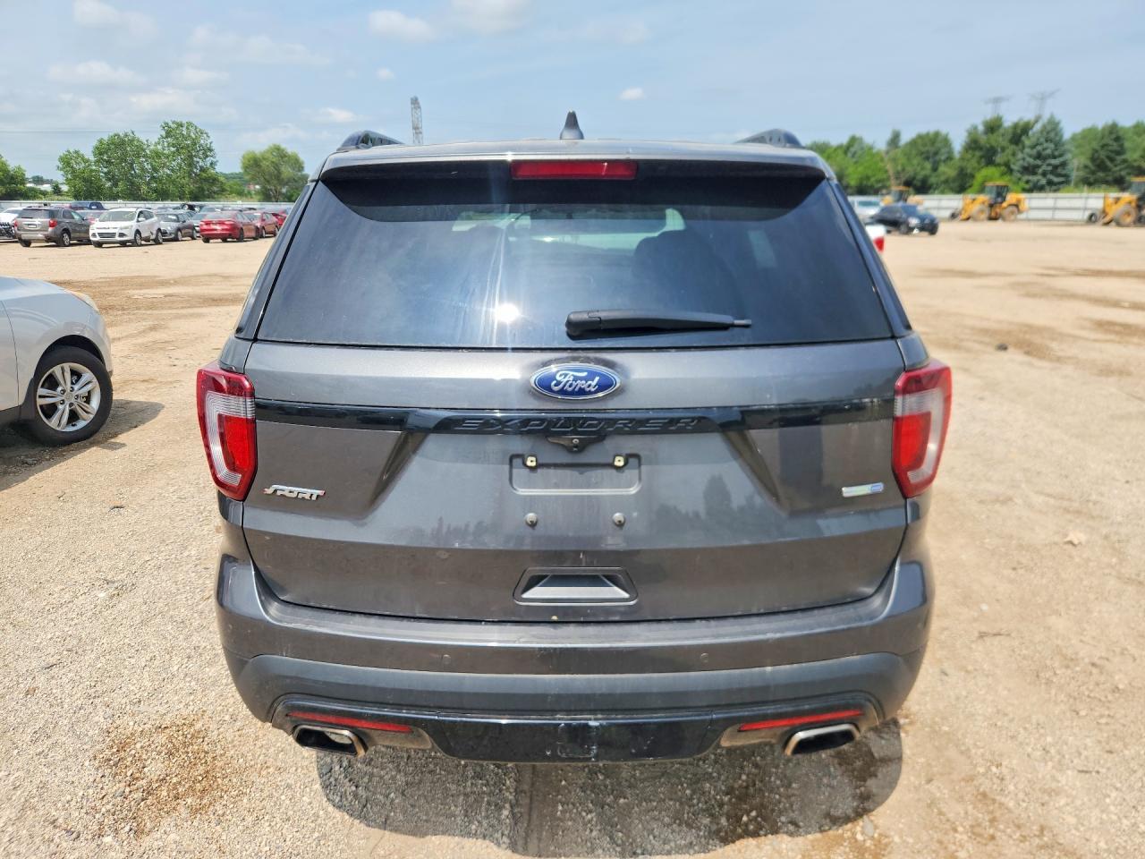 2017 Ford Explorer Sport - Фото 6