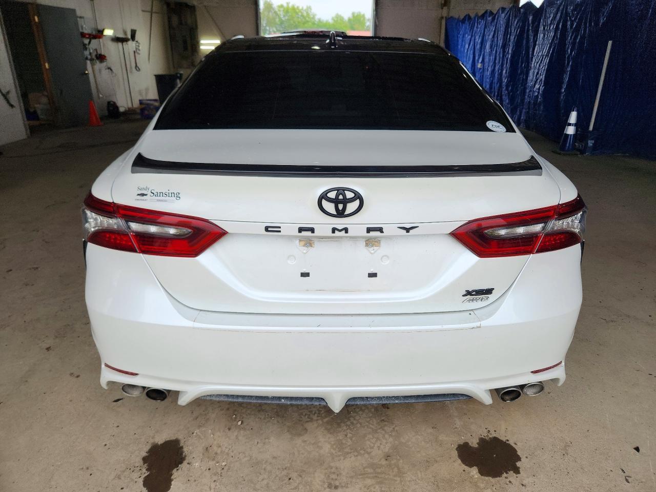 2022 Toyota Camry Xse - Фото 6