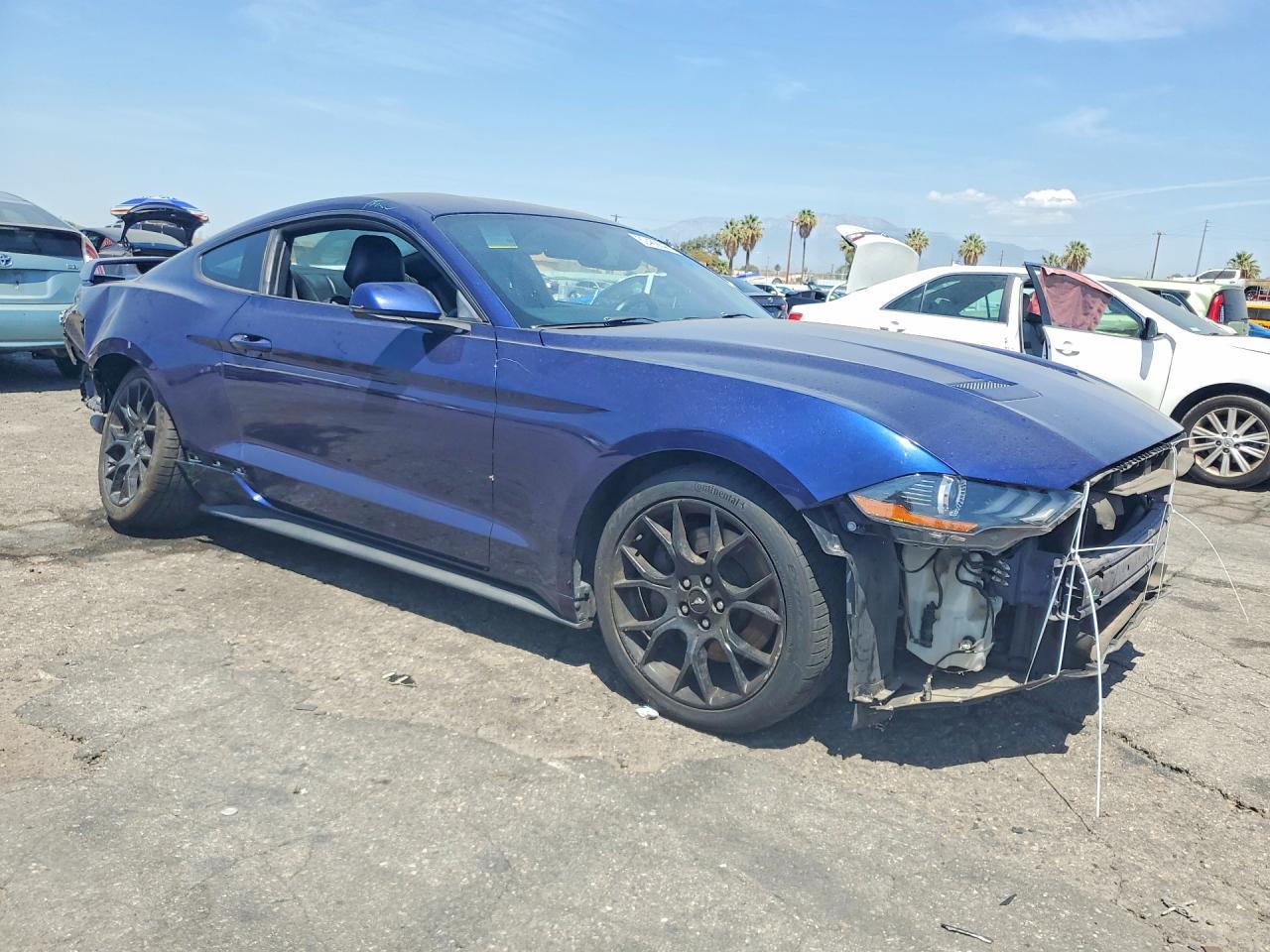 2019 Ford Mustang - Image 4