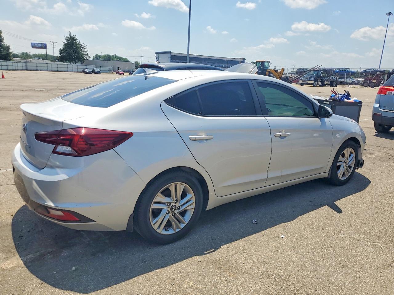 2019 Hyundai Elantra/Ve - Фото 3
