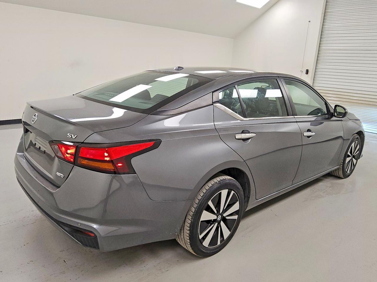 2021 Nissan Altima Sv - Фото 3