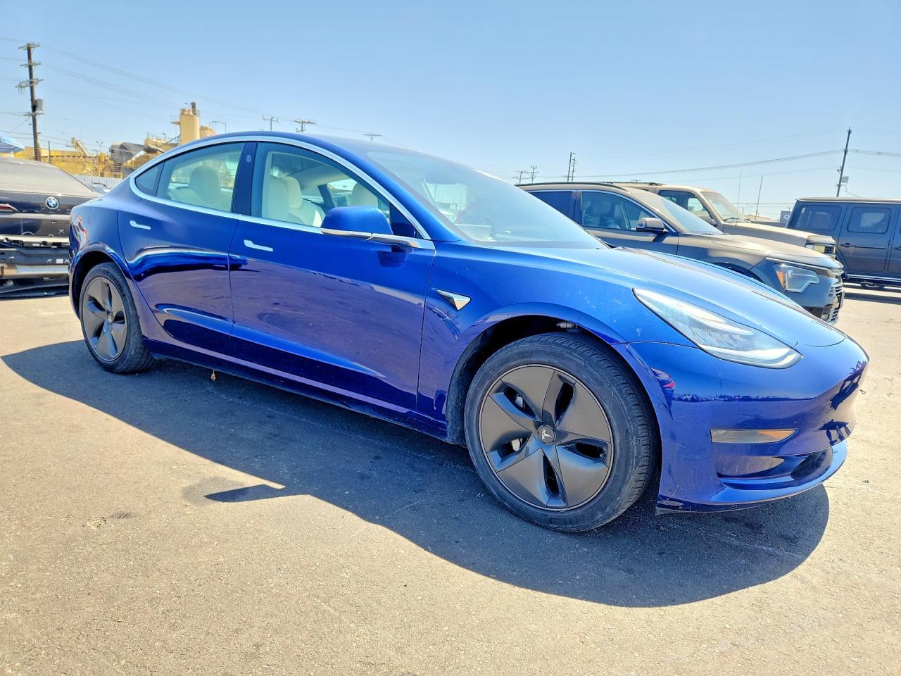 2020 Tesla Model 3 - Фото 4