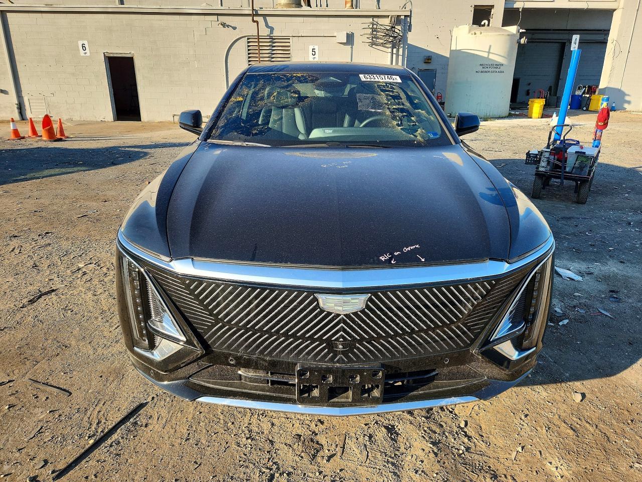 2025 Cadillac Lyriq Luxury - Image 5