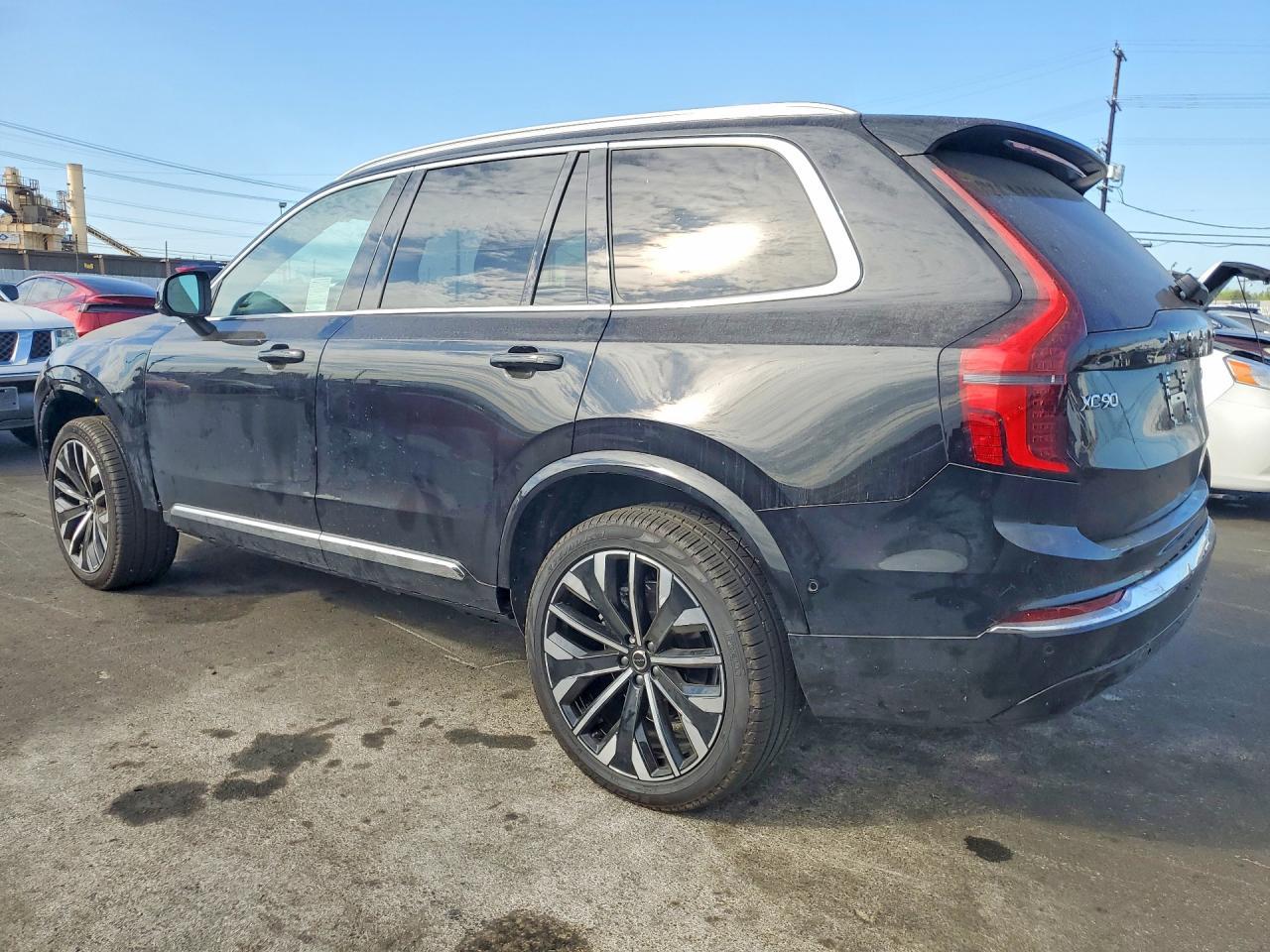 2026 Volvo Xc90 Plus - Image 2