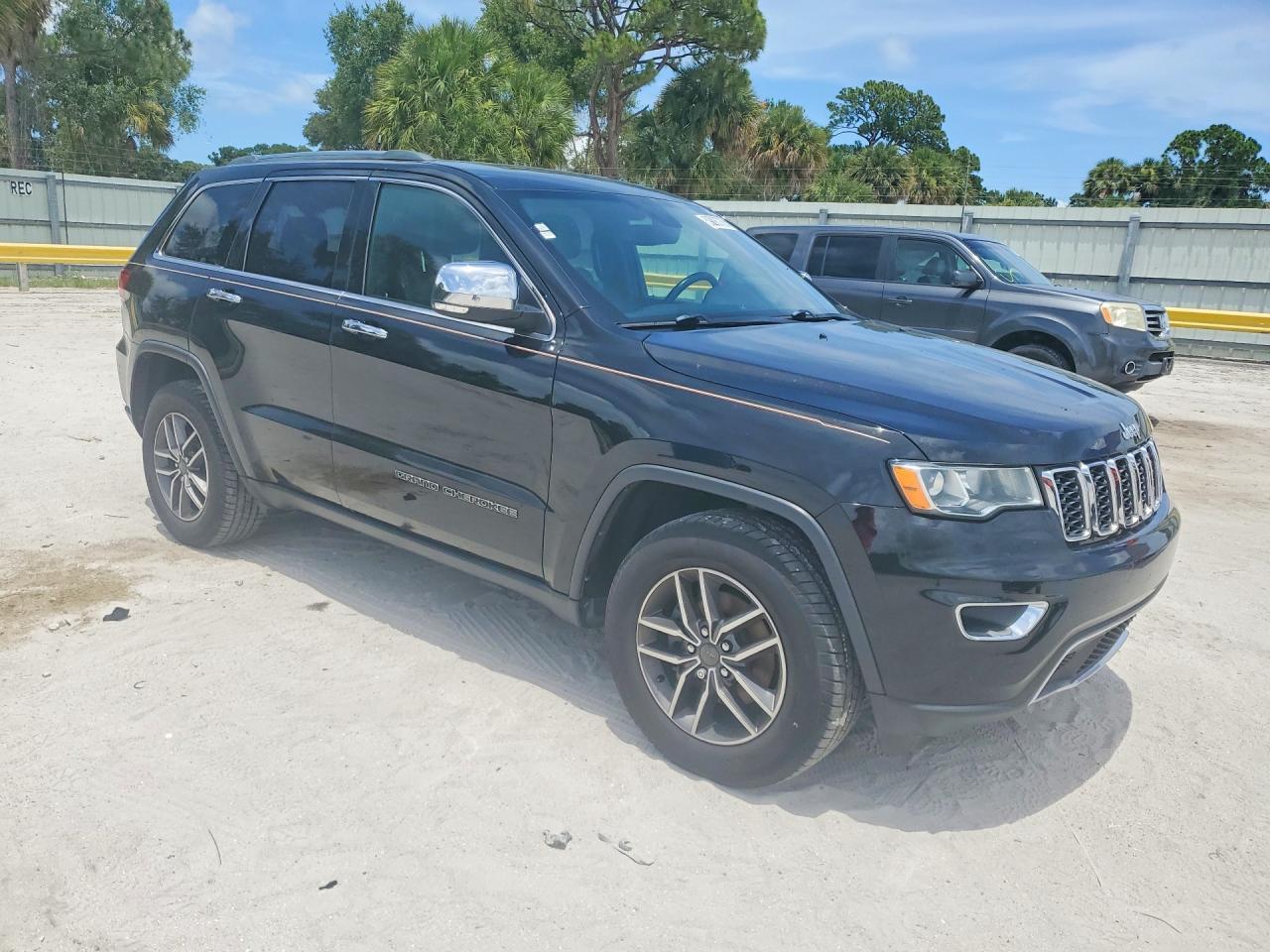 2020 Jeep Grand Cherokee Limited - Image 4