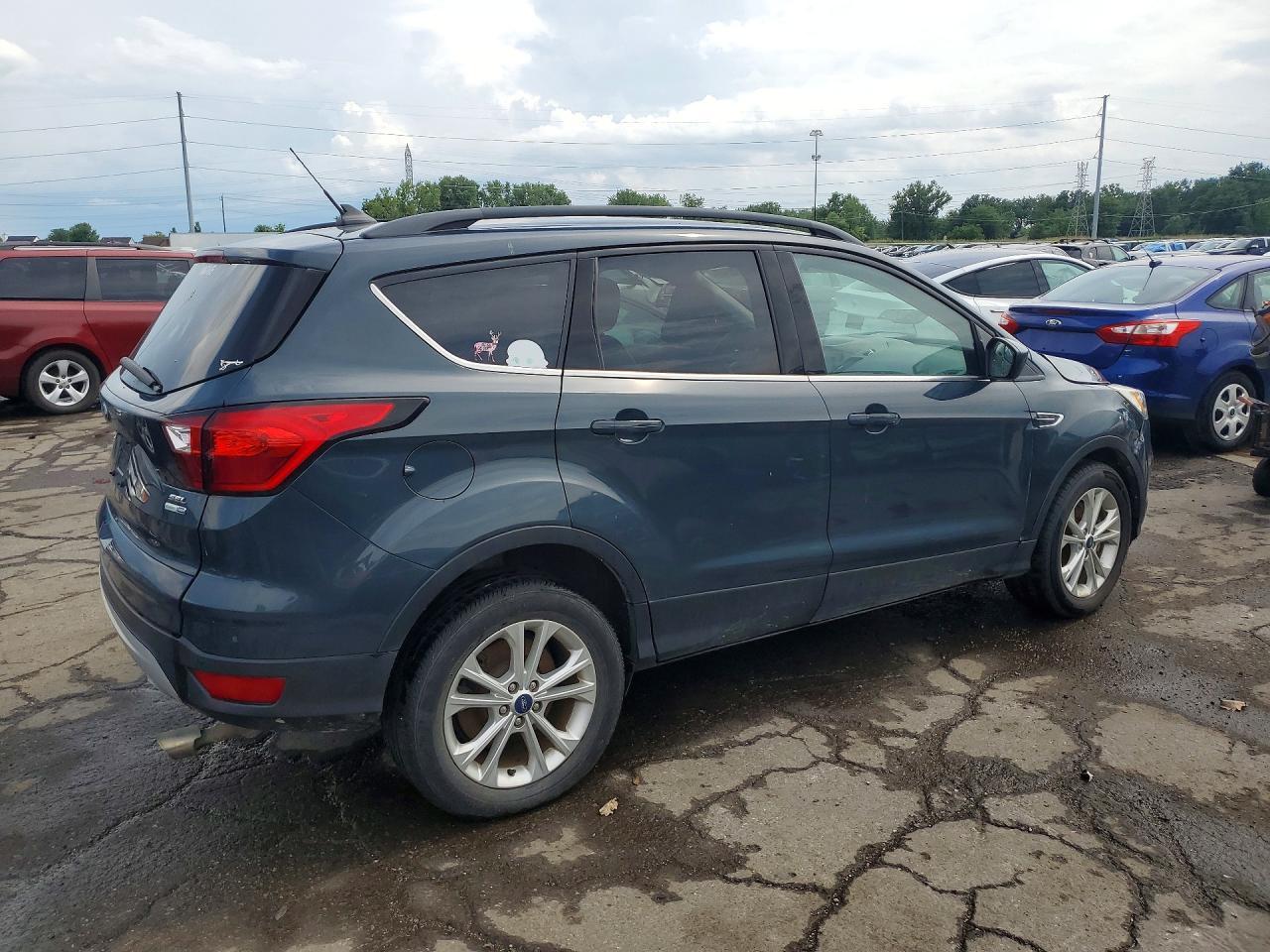 2019 Ford Escape Sel - Фото 3