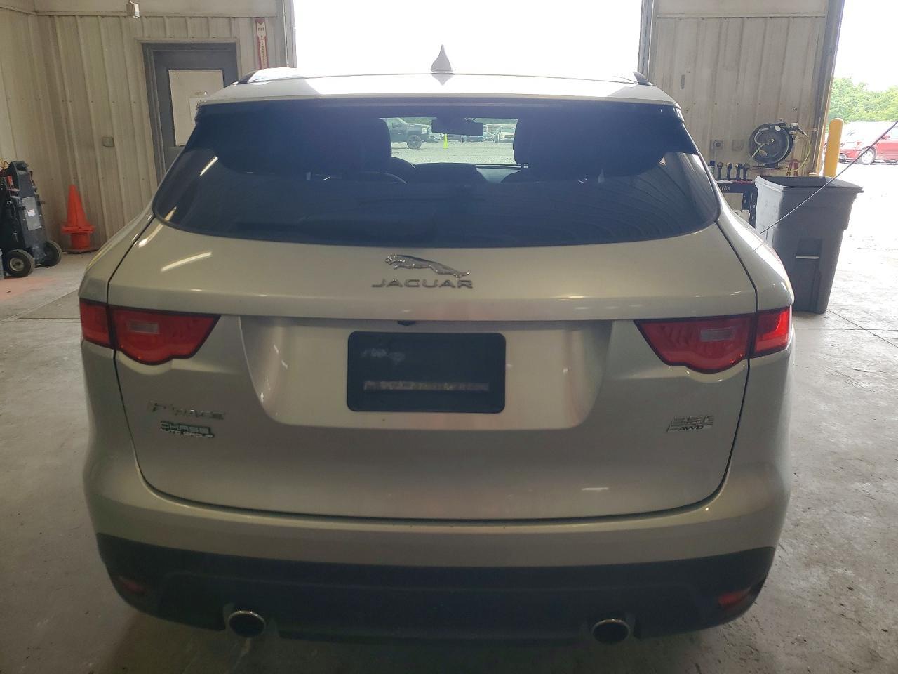 2017 Jaguar F-Pace Premium - Фото 6