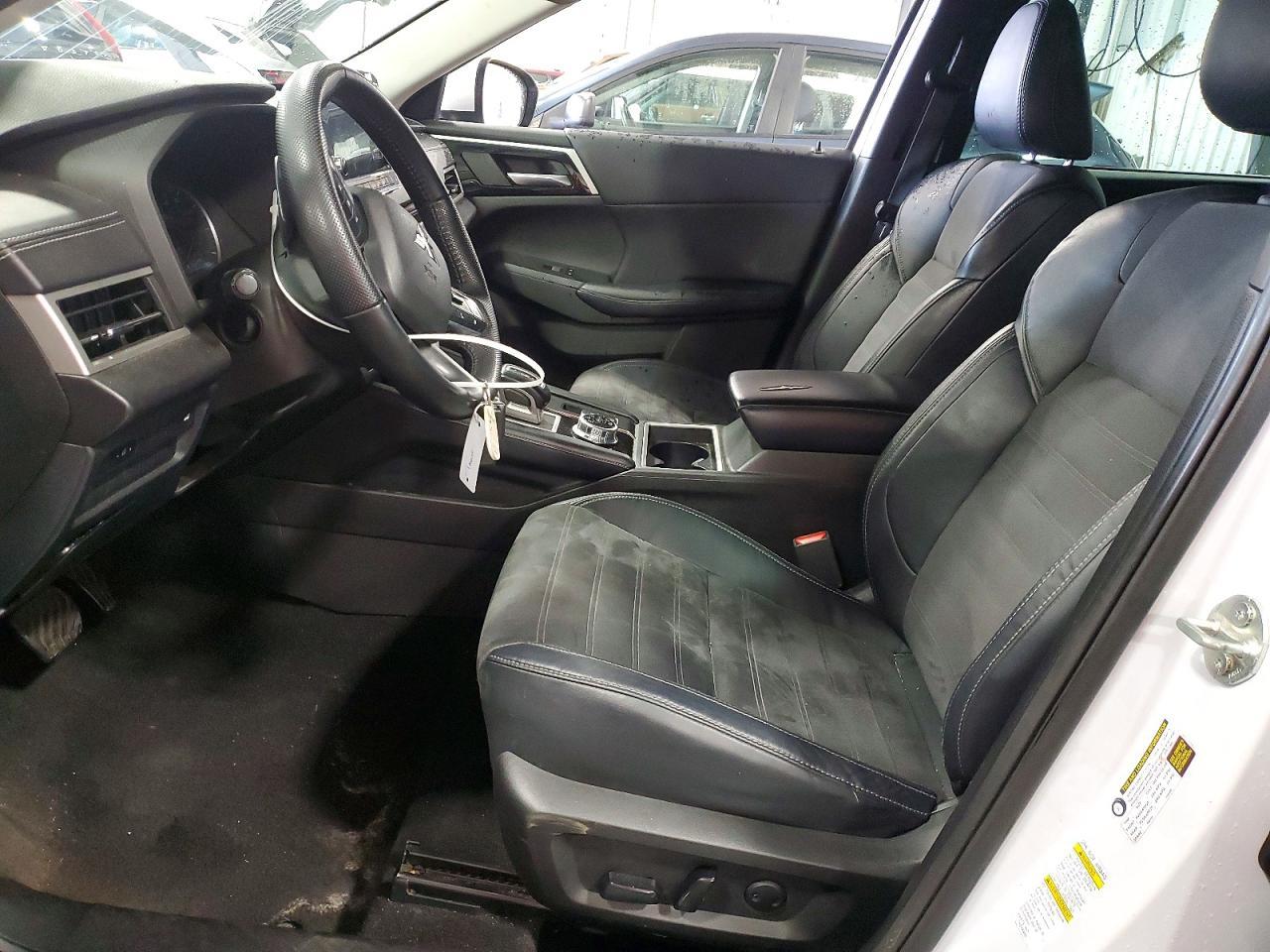 2023 Mitsubishi Outlander Se - Image 7
