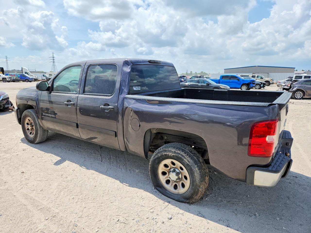 2010 Chevrolet Silverado C1500 Lt - Image 2