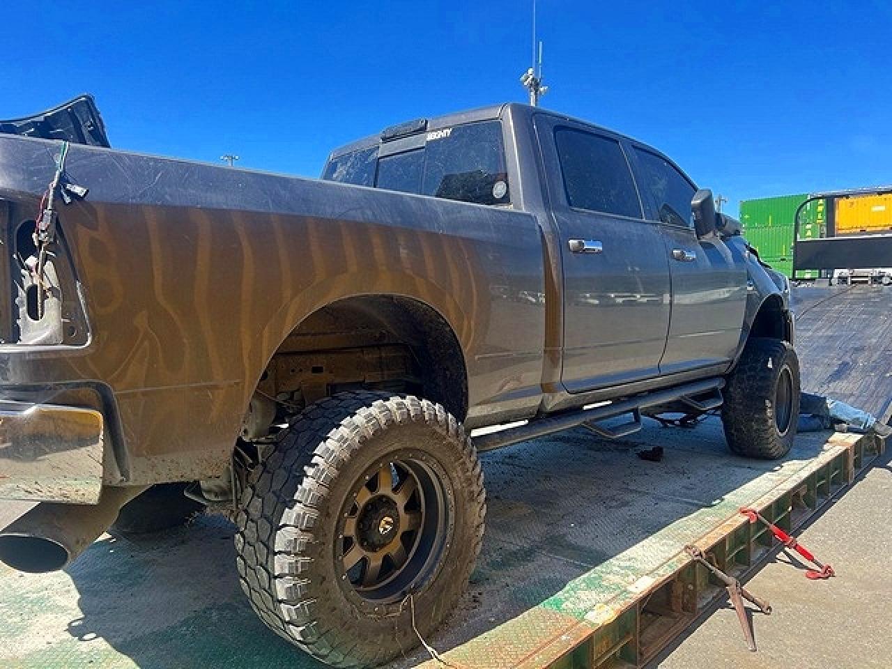 2014 Ram 2500 Laramie - Image 4