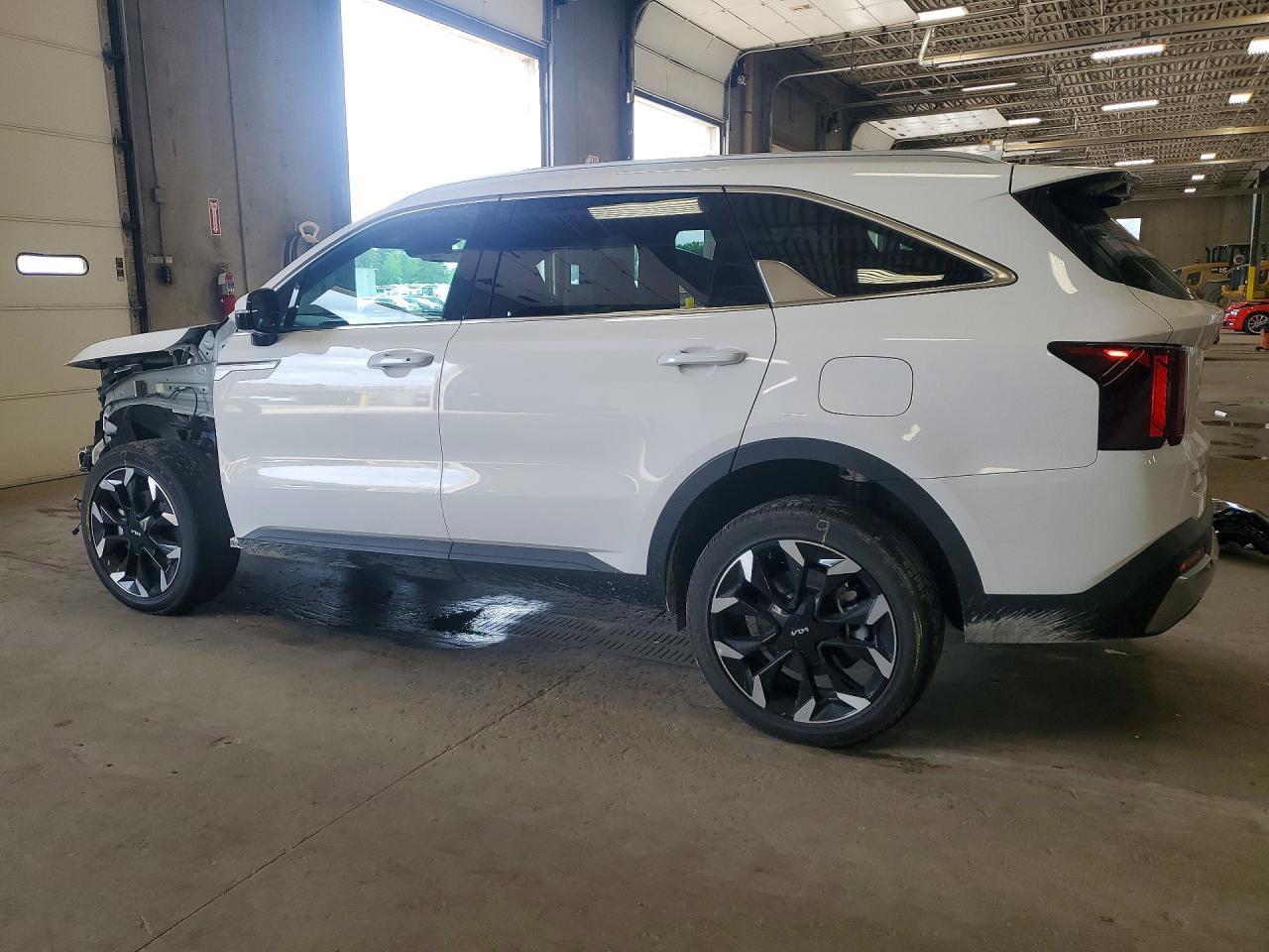 2026 Kia Sorento Ex - Image 2