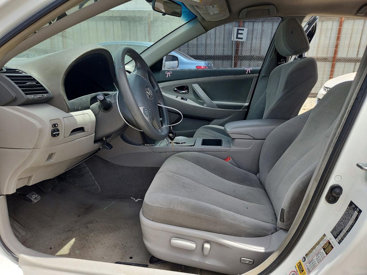2009 Toyota Camry Le - Фото 7