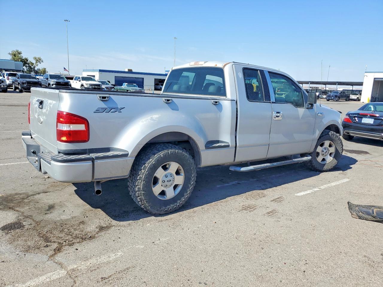2006 Ford F150 - Фото 3