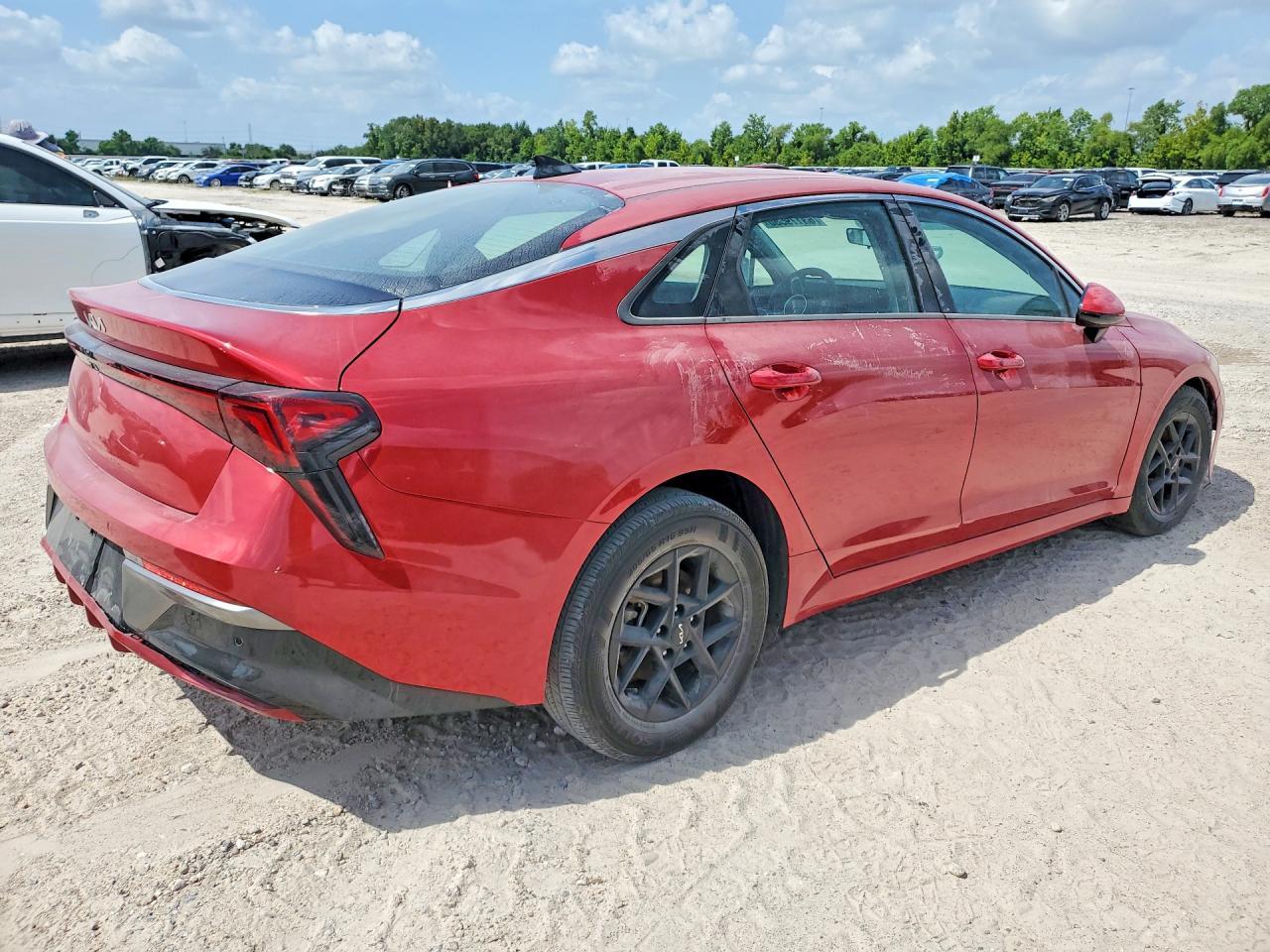2025 Kia K5 Lxs - Image 3