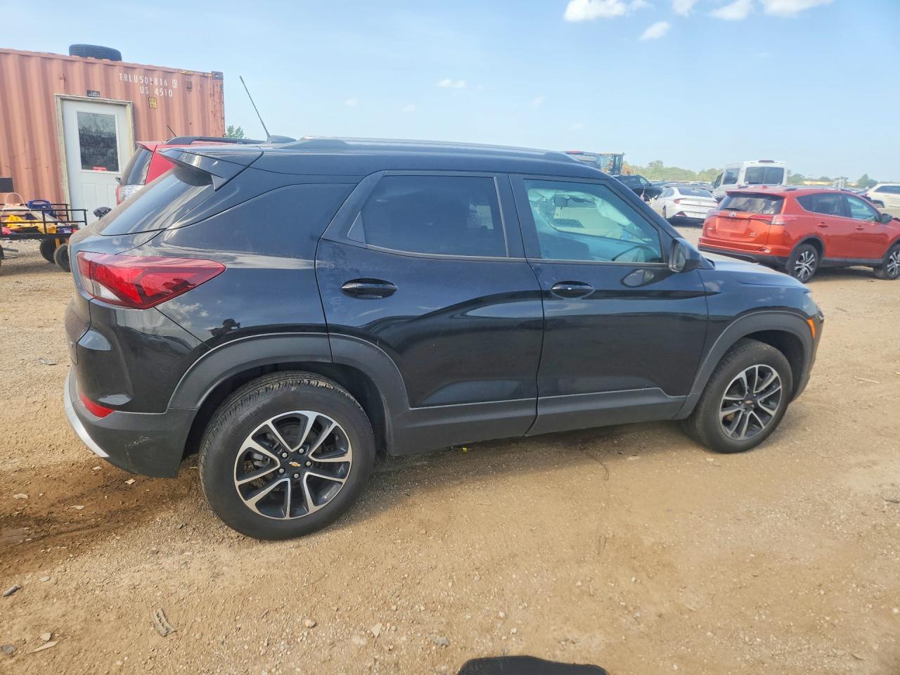 2025 Chevrolet Trailblazer Lt - Image 3