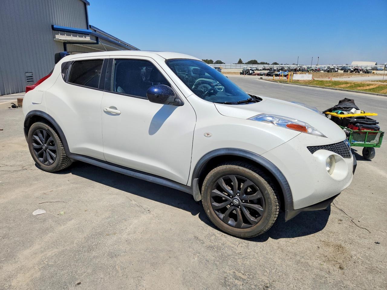 2013 Nissan Juke S - Фото 4