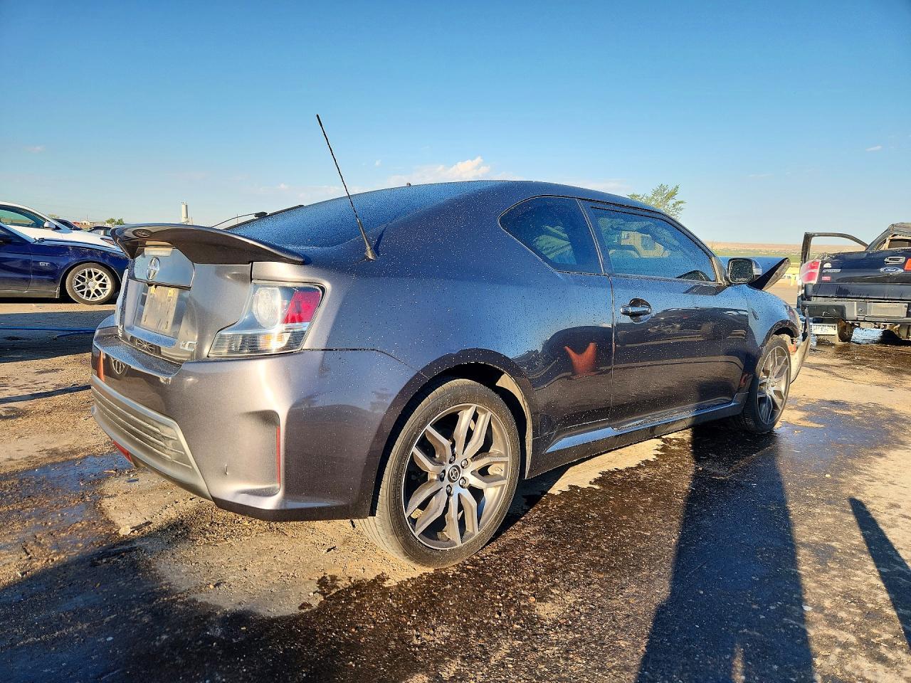 2016 Scion Tc Base - Фото 3