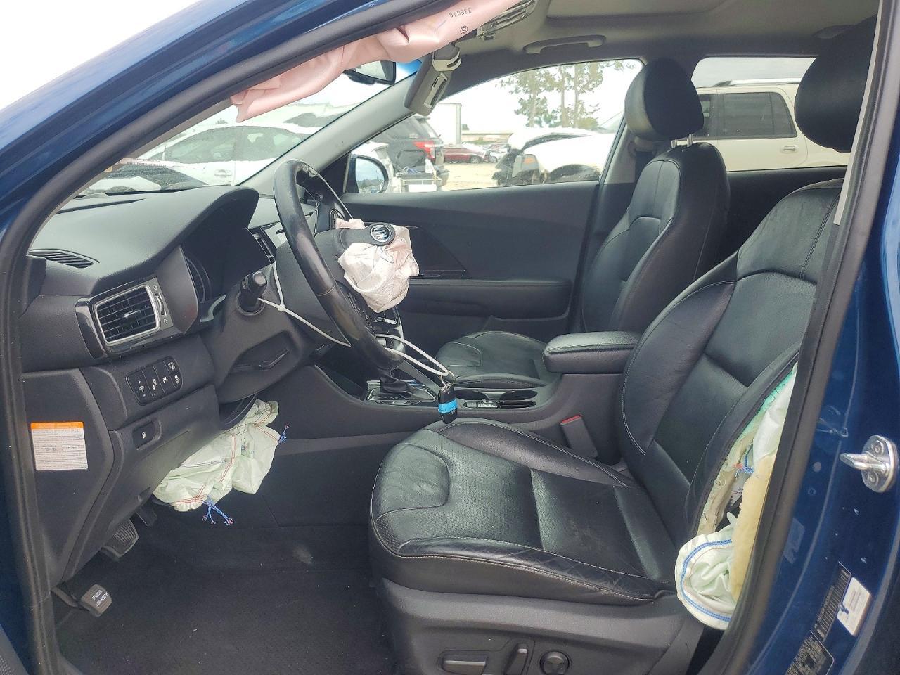 2019 Kia Niro Touring - Фото 7