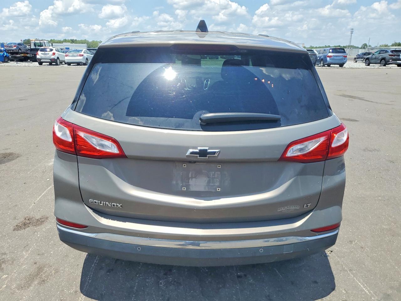 2018 Chevrolet Equinox Lt - Фото 6