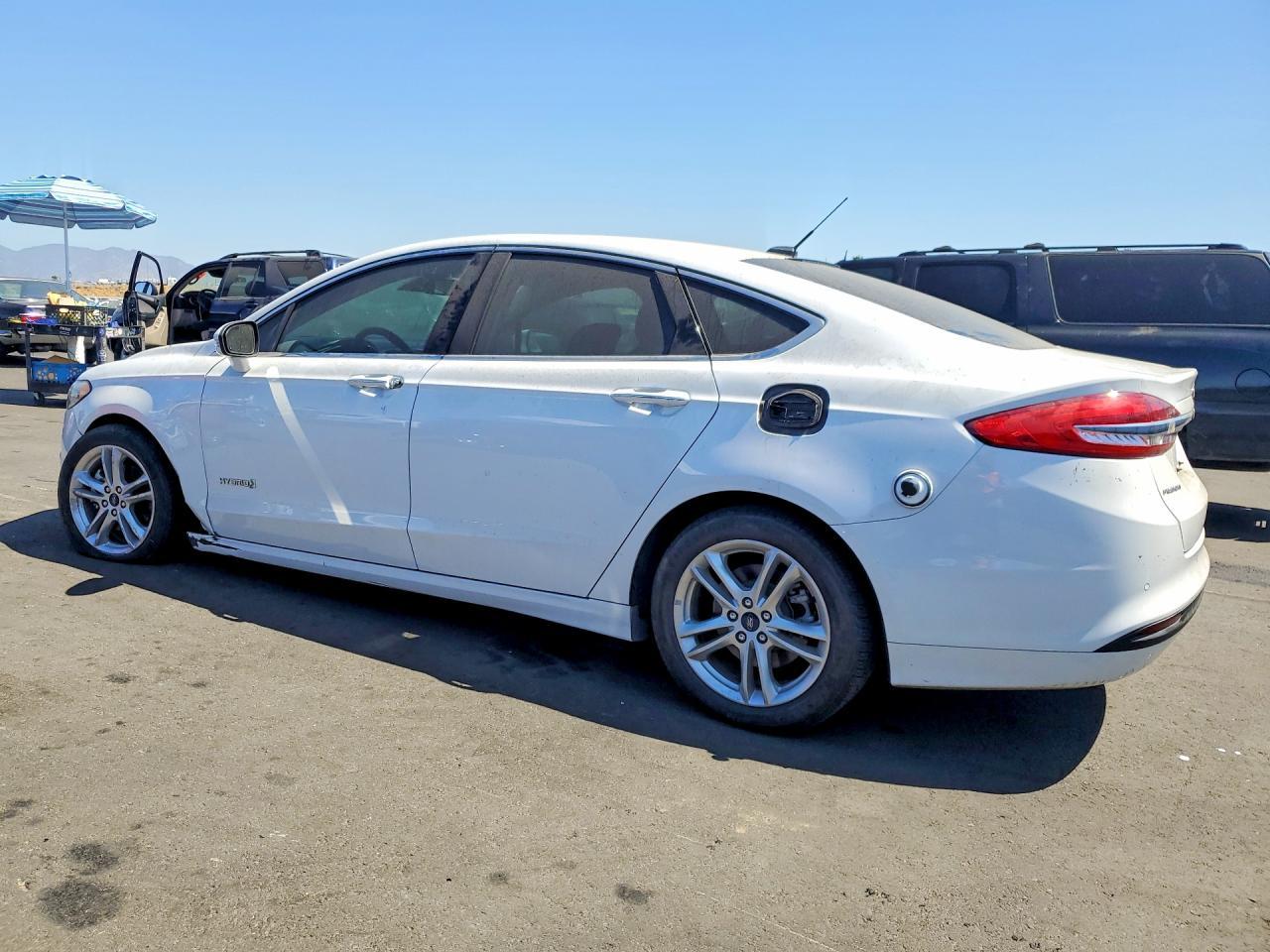 2018 Ford Fusion Se Hybrid - Фото 2