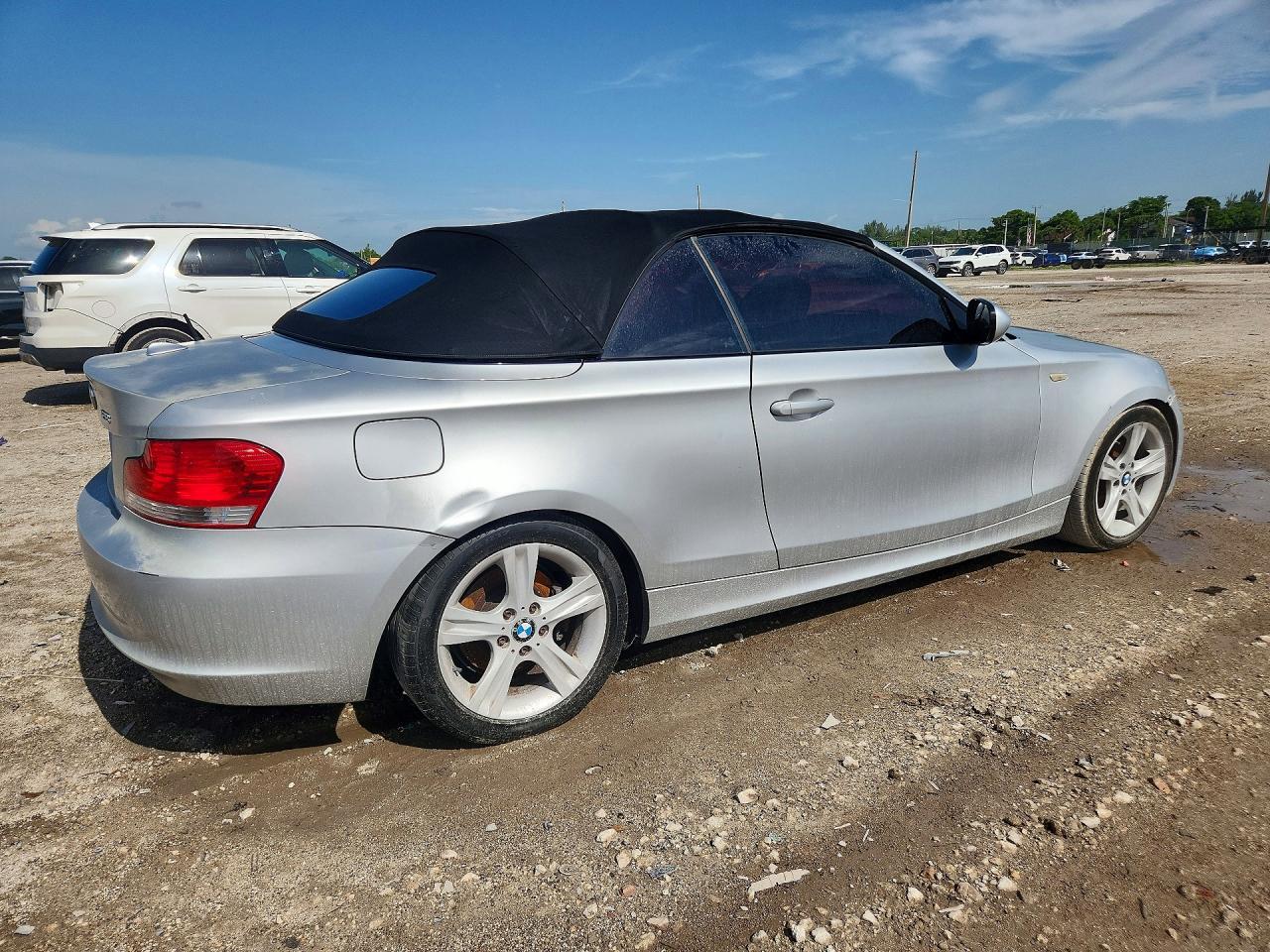 2011 BMW 128 I - Фото 3