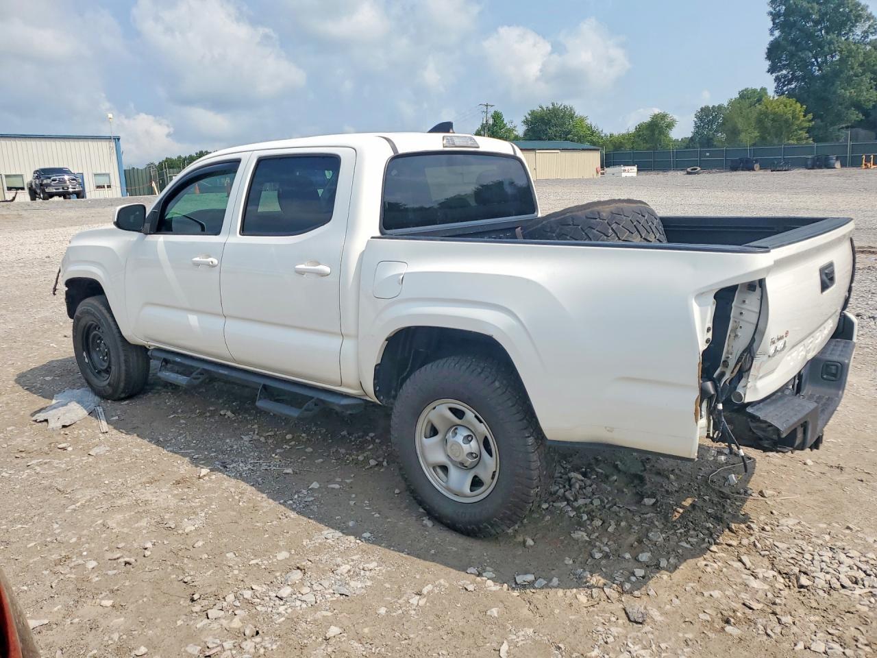 2020 Toyota Tacoma Sr V6 - Image 2
