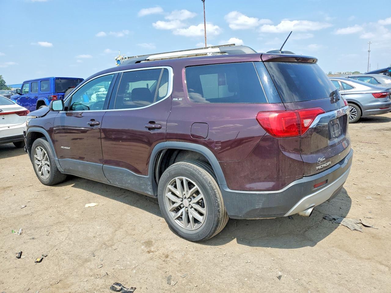 2017 GMC Acadia Sle - Image 2