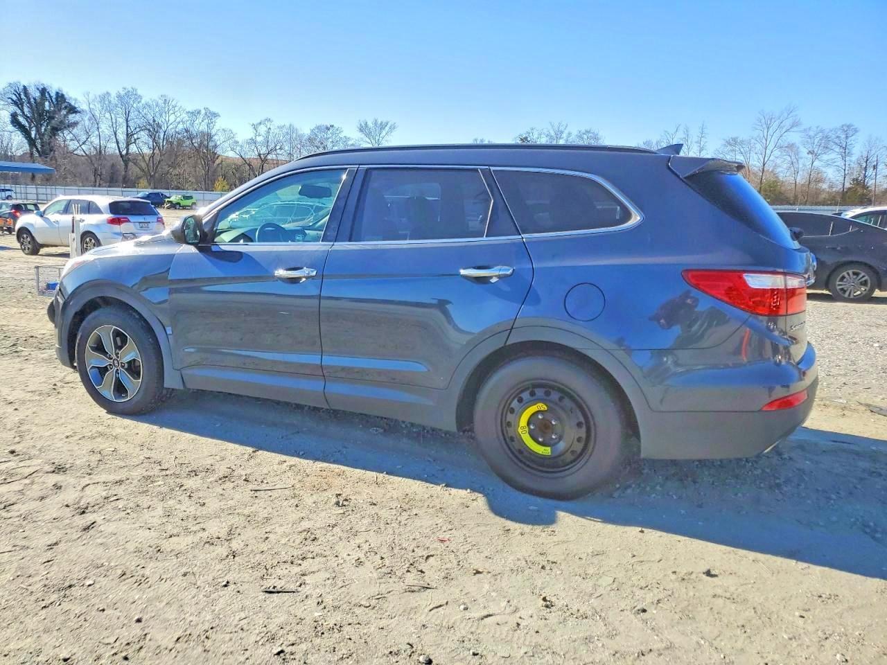2016 Hyundai Santa Fe Se - Фото 2