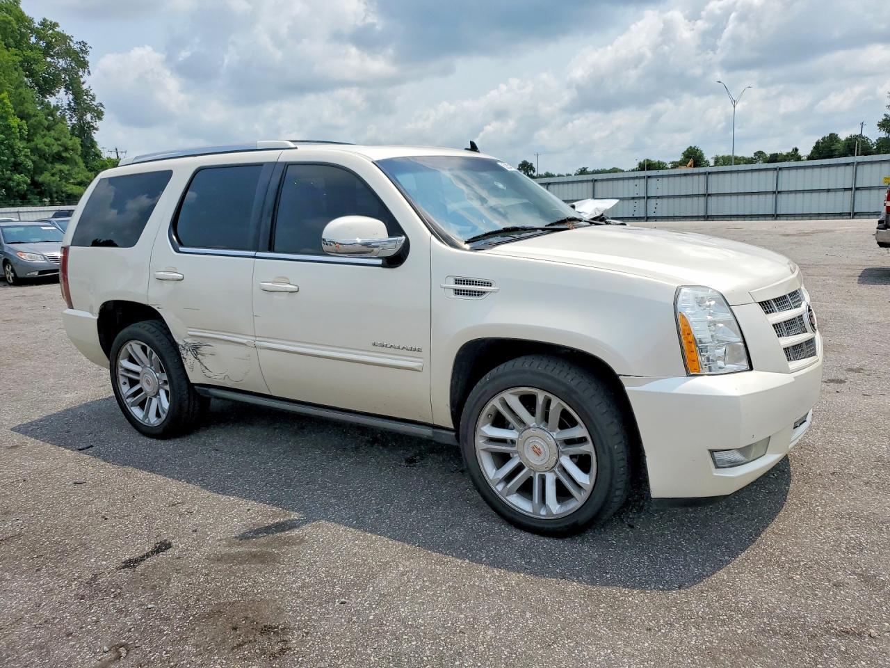 2013 Cadillac Escalade Premium - Фото 4