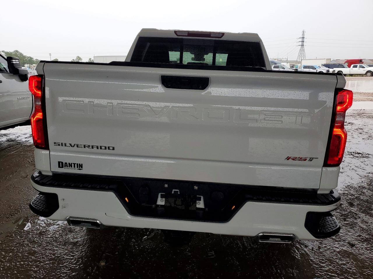 2025 Chevrolet Silverado K1500 Rst - Image 6