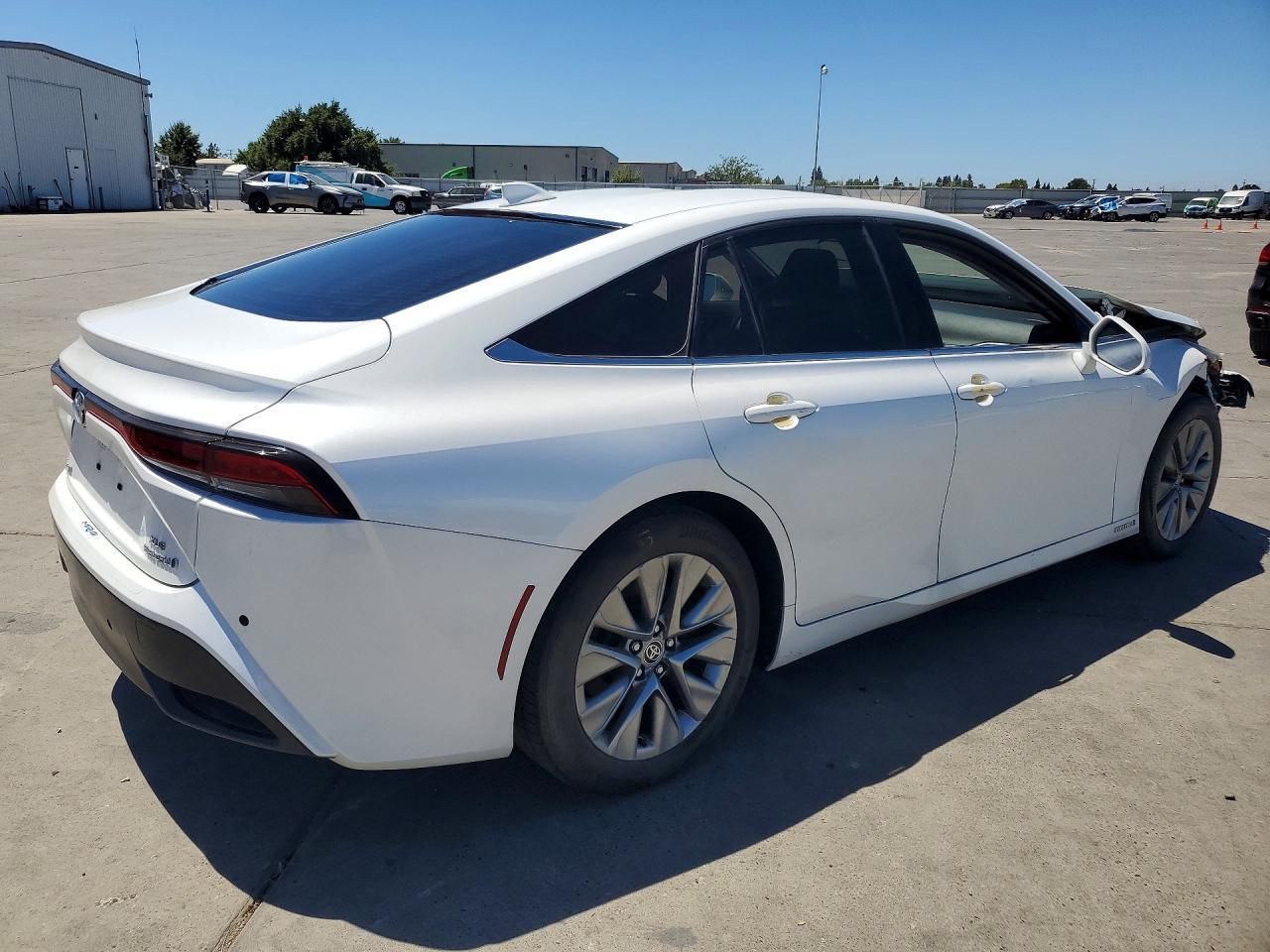 2022 Toyota Mirai Xle - Image 3