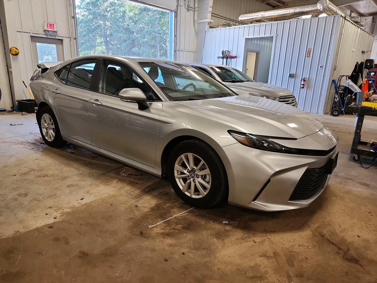 2025 Toyota Camry Le - Image 4
