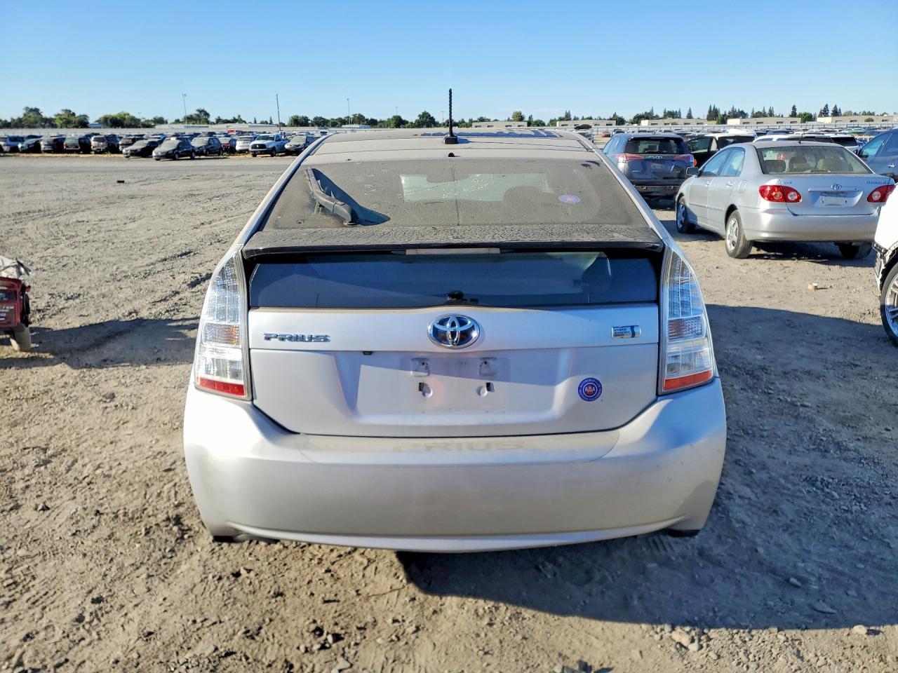 2011 Toyota Prius Four - Фото 6