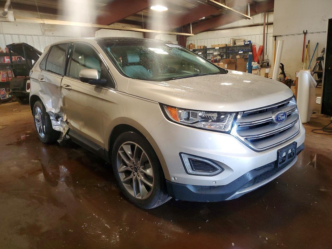 2017 Ford Edge Titanium - Image 4