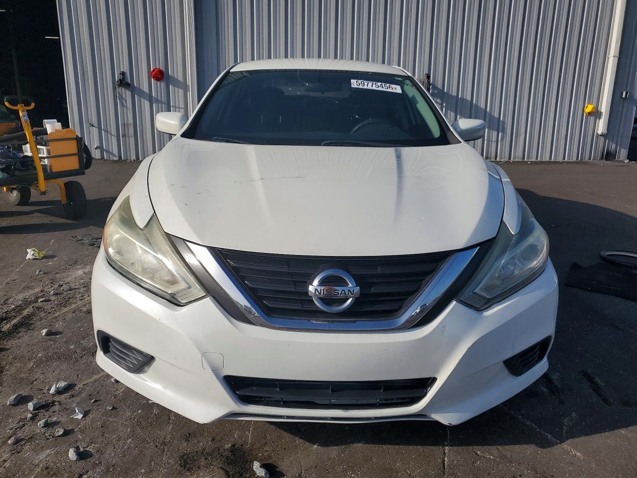 2016 Nissan Altima 2.5 S - Image 5