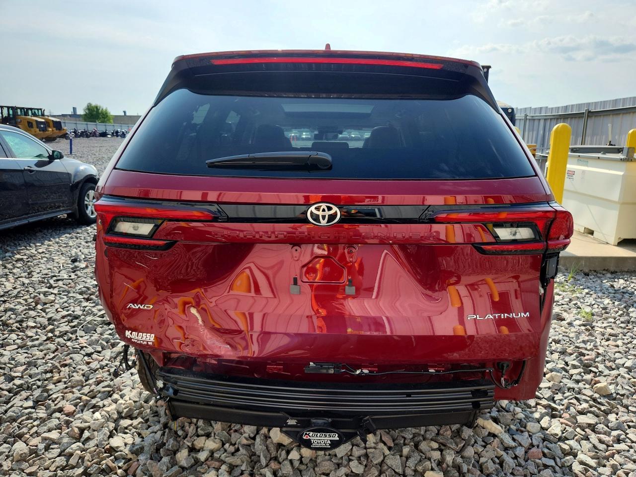 2026 Toyota Grand Highlander Platinum - Image 6